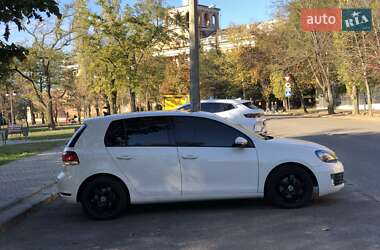 Хэтчбек Volkswagen Golf 2013 в Николаеве