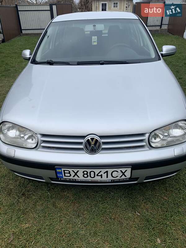 Volkswagen Golf 2002