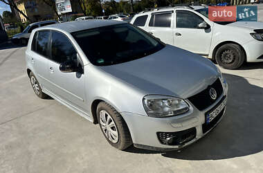 Хэтчбек Volkswagen Golf 2008 в Львове