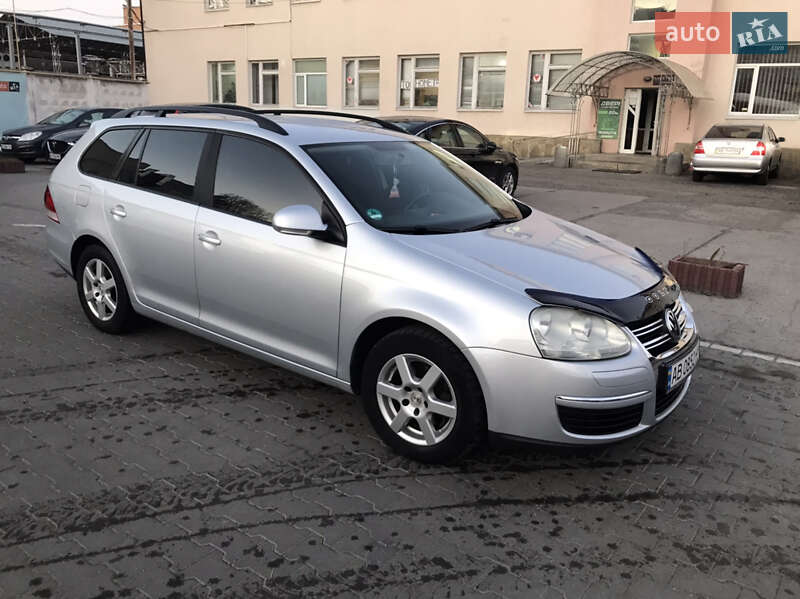 Універсал Volkswagen Golf 2008 в Вінниці