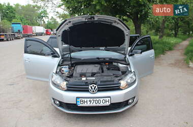 Універсал Volkswagen Golf 2012 в 