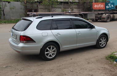 Універсал Volkswagen Golf 2012 в 