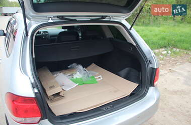 Універсал Volkswagen Golf 2012 в 