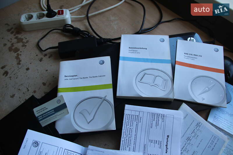 Універсал Volkswagen Golf 2012 в Одесі