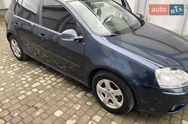 Хэтчбек Volkswagen Golf 2007 в Самборе
