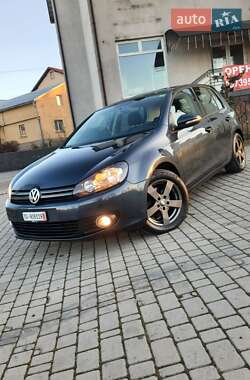 Хэтчбек Volkswagen Golf 2011 в Львове