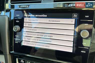 Хэтчбек Volkswagen Golf 2019 в 