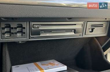 Хэтчбек Volkswagen Golf 2019 в 
