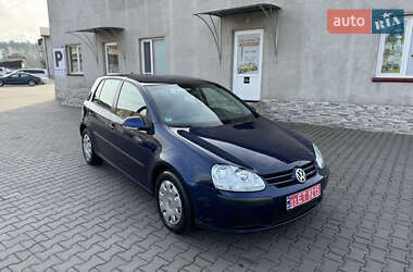 Хетчбек Volkswagen Golf 2006 в Луцьку