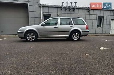 Универсал Volkswagen Golf 2002 в Львове