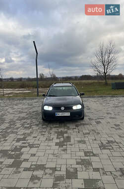 Универсал Volkswagen Golf 2000 в Ровно