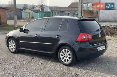 Хэтчбек Volkswagen Golf 2005 в Харькове