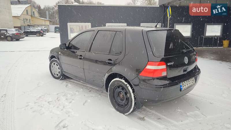 Хетчбек Volkswagen Golf 2003 в Бучачі