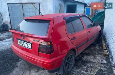 Хэтчбек Volkswagen Golf 1995 в Доброполье