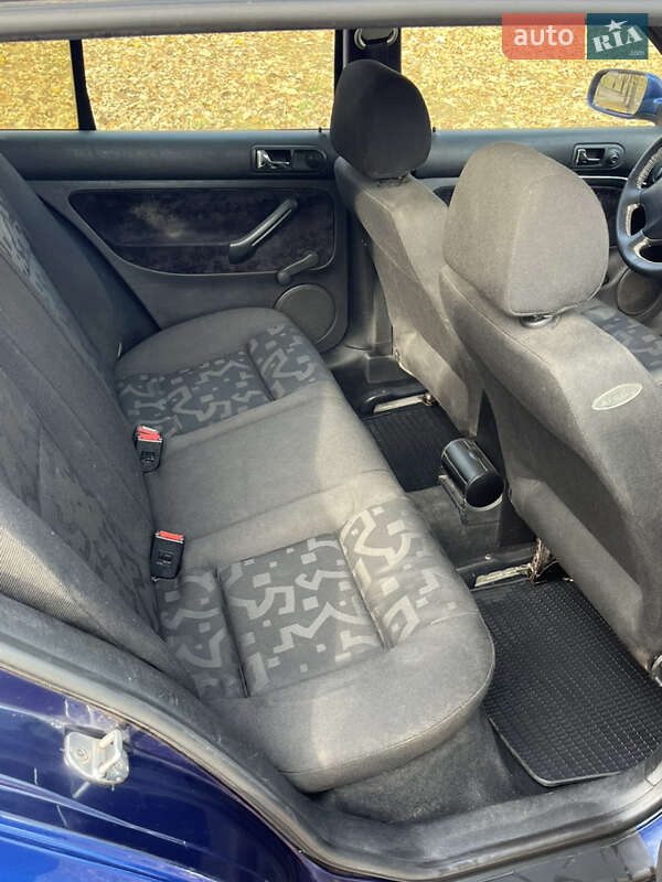 Хэтчбек Volkswagen Golf 1998 в Каменском фото 10 Хэтчбек Volkswagen Golf 1998 в Каменском