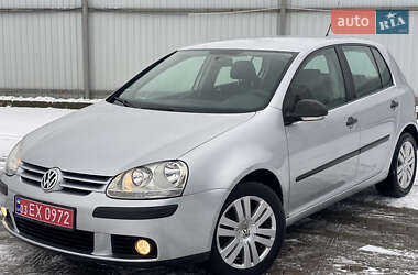 Хэтчбек Volkswagen Golf 2006 в Дубно