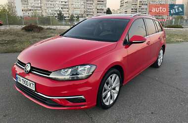 Универсал Volkswagen Golf 2017 в Киеве