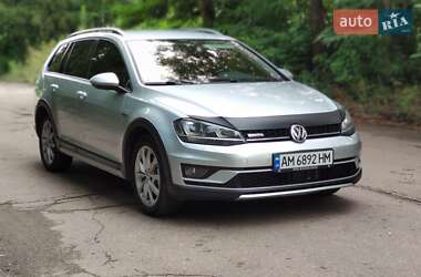 Универсал Volkswagen Golf 2015 в Бердичеве
