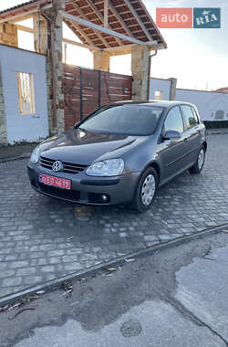 Хэтчбек Volkswagen Golf 2006 в Виннице