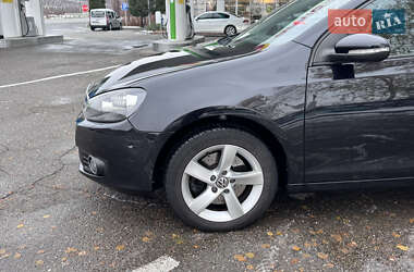 Хэтчбек Volkswagen Golf 2009 в 