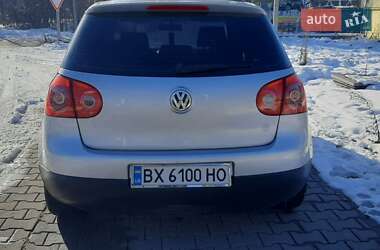 Хетчбек Volkswagen Golf 2004 в Хмельницькому