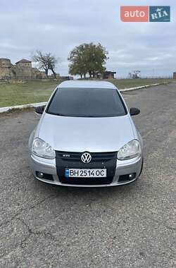 Хэтчбек Volkswagen Golf 2006 в Белгороде-Днестровском