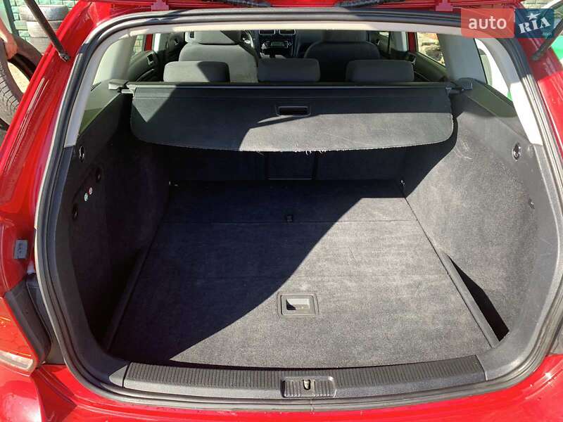 Універсал Volkswagen Golf 2010 в Батурині