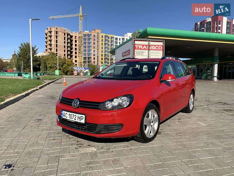 Універсал Volkswagen Golf 2010 в Батурині