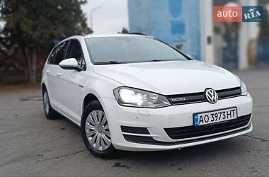 Универсал Volkswagen Golf 2015 в Ужгороде