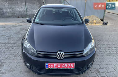 Хэтчбек Volkswagen Golf 2009 в Луцке