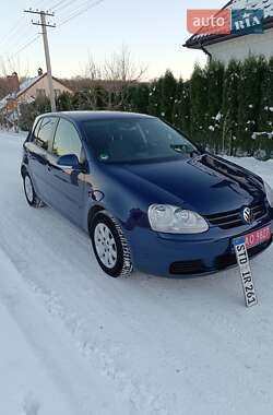 Хэтчбек Volkswagen Golf 2006 в Хмельницком