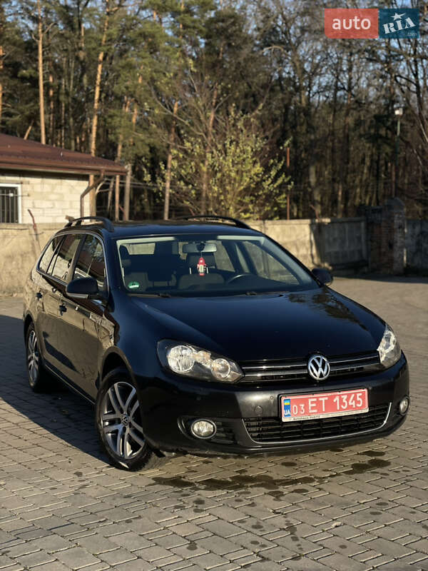 Универсал Volkswagen Golf 2011 в Луцке