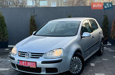 Хэтчбек Volkswagen Golf 2005 в Дрогобыче