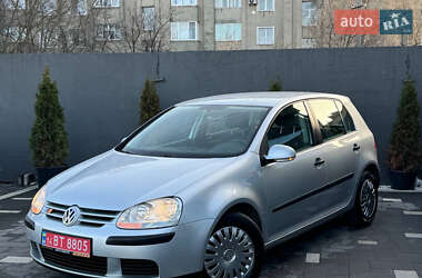 Хэтчбек Volkswagen Golf 2005 в Дрогобыче