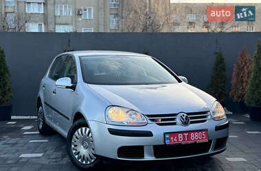 Хэтчбек Volkswagen Golf 2005 в Дрогобыче