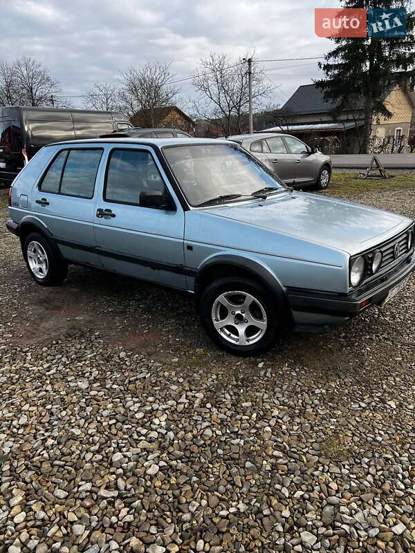 Хэтчбек Volkswagen Golf 1989 в Косове