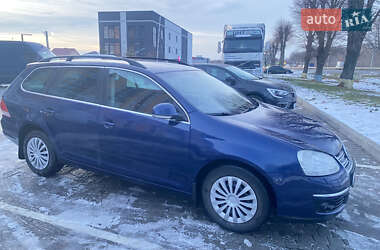 Універсал Volkswagen Golf 2009 в Вінниці