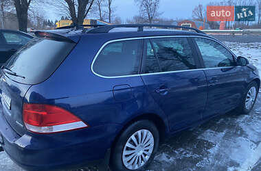 Універсал Volkswagen Golf 2009 в Вінниці