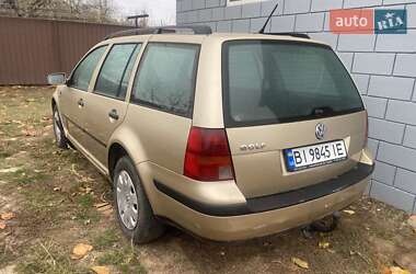 Универсал Volkswagen Golf 2002 в Полтаве