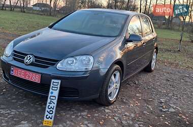 Хэтчбек Volkswagen Golf 2006 в Бучаче