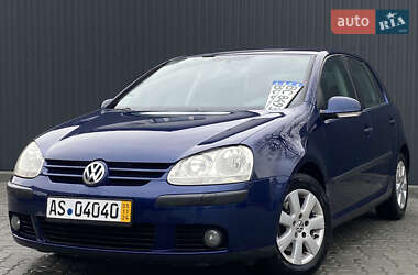 Хэтчбек Volkswagen Golf 2004 в Львове