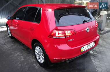 Хэтчбек Volkswagen Golf 2013 в 