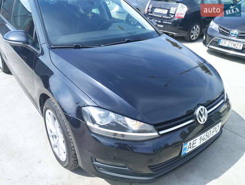 Універсал Volkswagen Golf 2016 в Томаківці