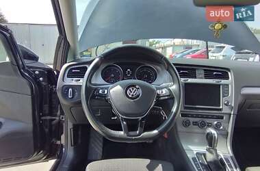 Универсал Volkswagen Golf 2016 в Томаковке