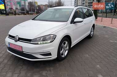 Універсал Volkswagen Golf 2020 в Луцьку