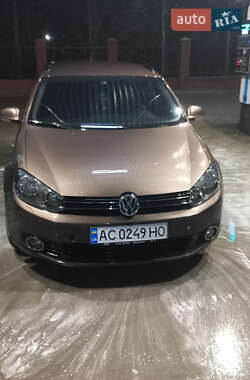 Універсал Volkswagen Golf 2011 в Луцьку