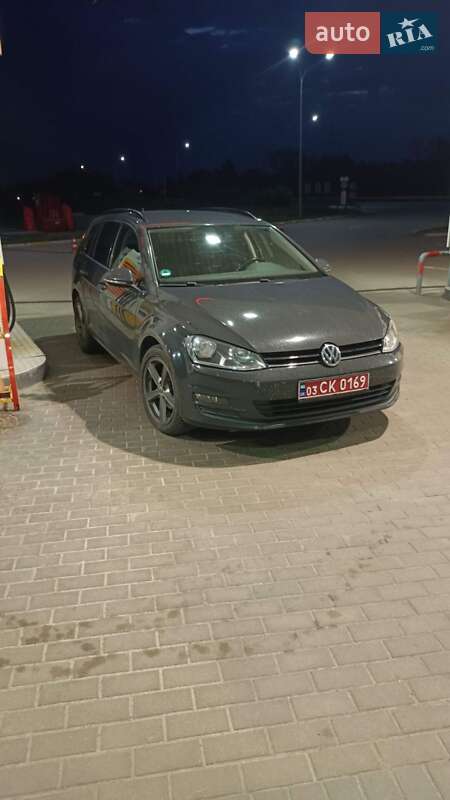 Універсал Volkswagen Golf 2016 в Києві