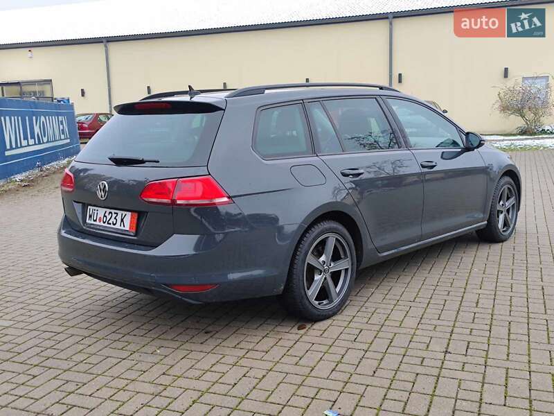 Універсал Volkswagen Golf 2016 в Києві