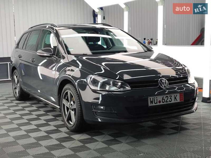 Універсал Volkswagen Golf 2016 в Києві