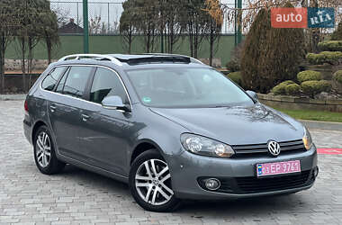 Универсал Volkswagen Golf 2010 в Сарнах